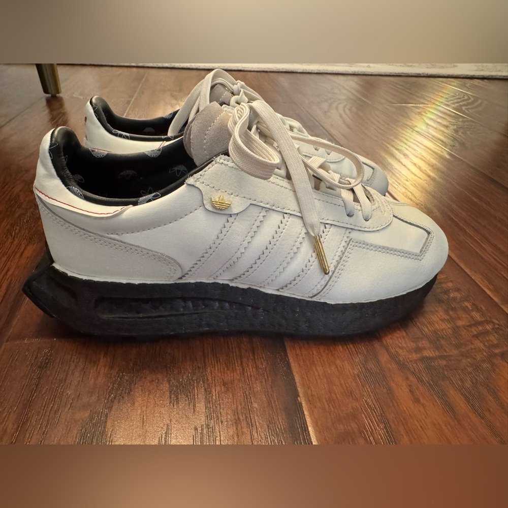 adidas White Leather Low-Top Sneakers with Black Midsole - Picture 4 of 11